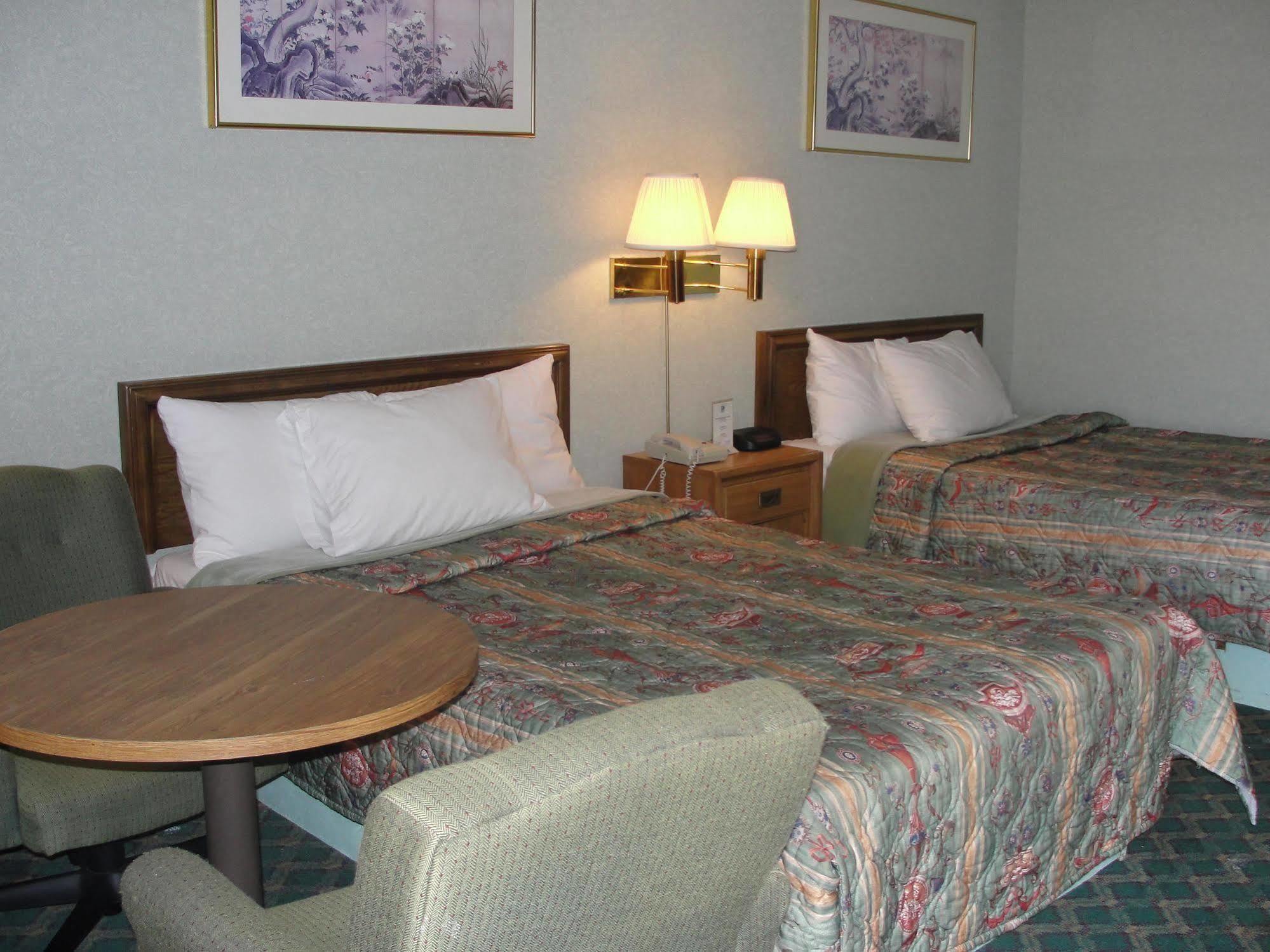 אלקואה Budget Inn מראה חיצוני תמונה